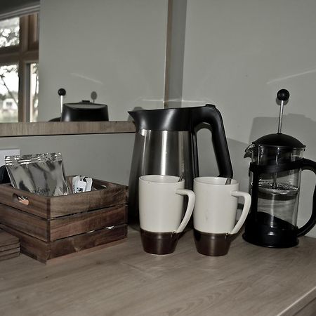 The Ugly Duckling Bed and Breakfast Telford Buitenkant foto
