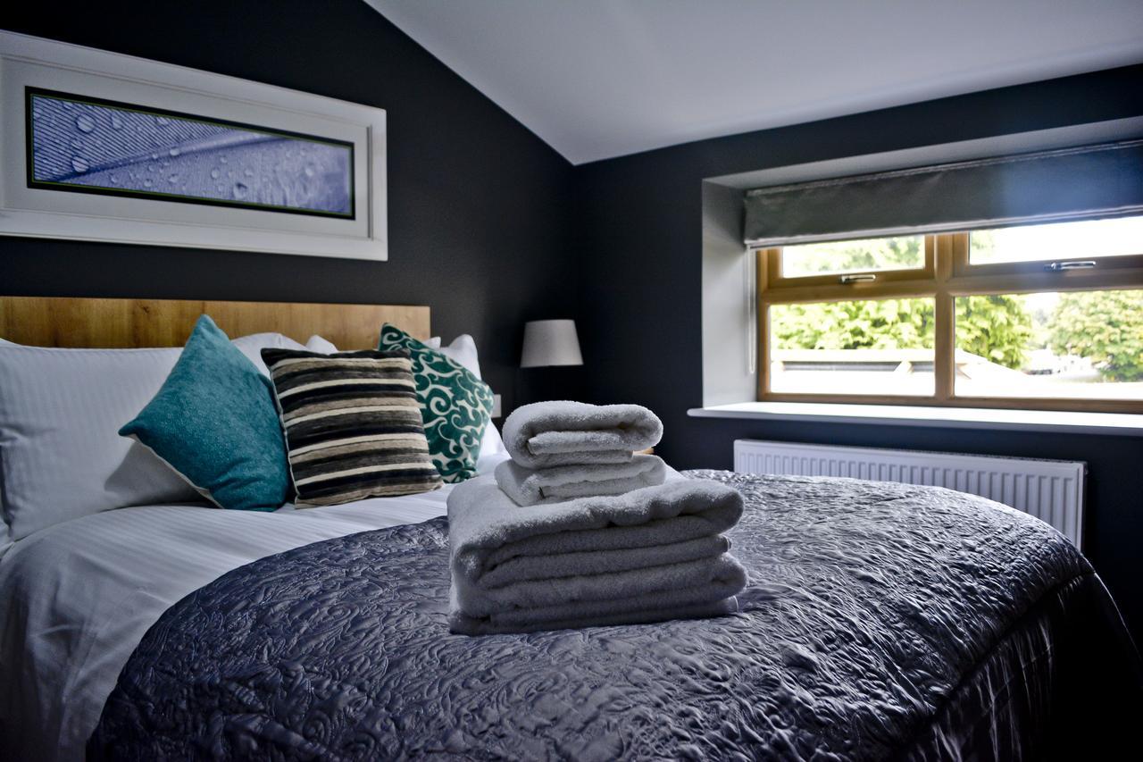The Ugly Duckling Bed and Breakfast Telford Buitenkant foto