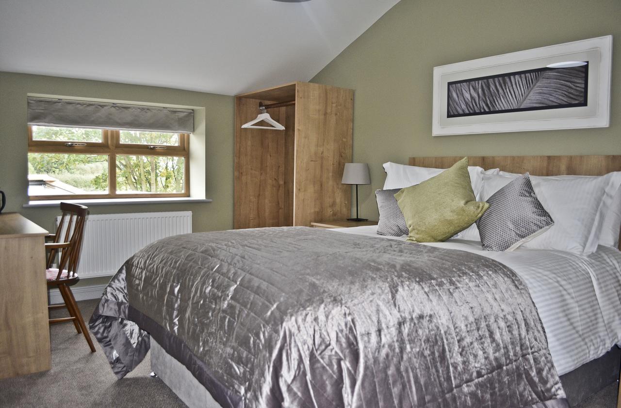 The Ugly Duckling Bed and Breakfast Telford Buitenkant foto