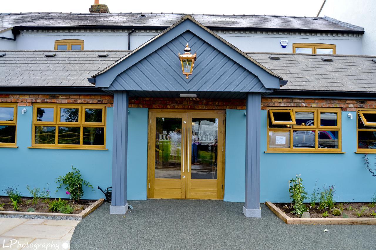 The Ugly Duckling Bed and Breakfast Telford Buitenkant foto
